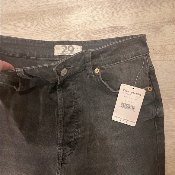 NWT Free People Black Button Up Distressed High Waisted Ripped Jeans - Picture 4 of 5